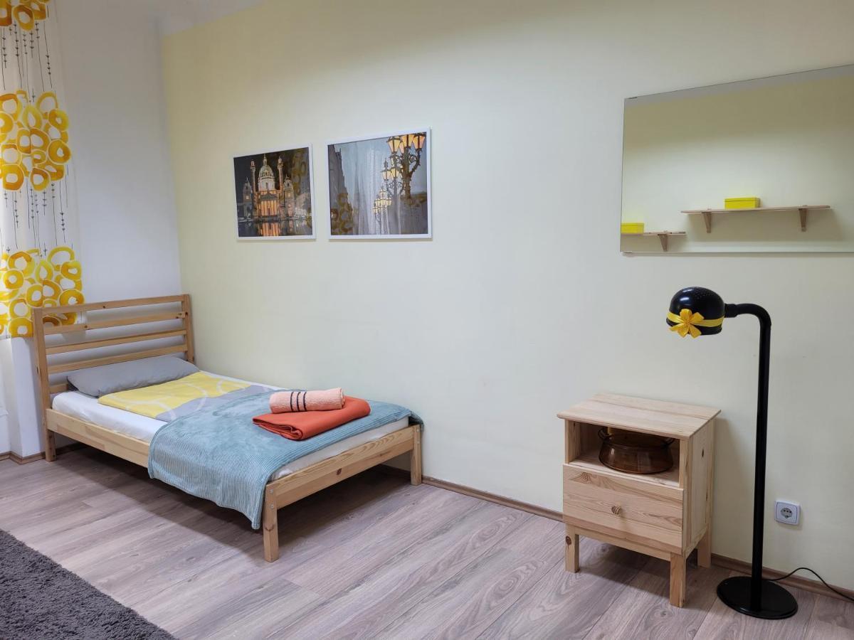 Budget Studio Near Prater Wiedeń Zewnętrze zdjęcie