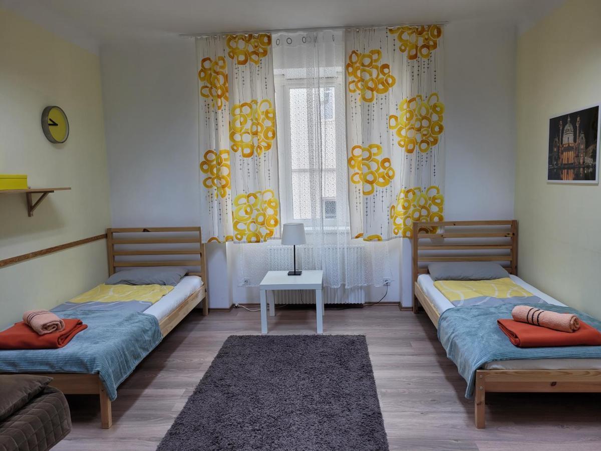 Budget Studio Near Prater Wiedeń Zewnętrze zdjęcie