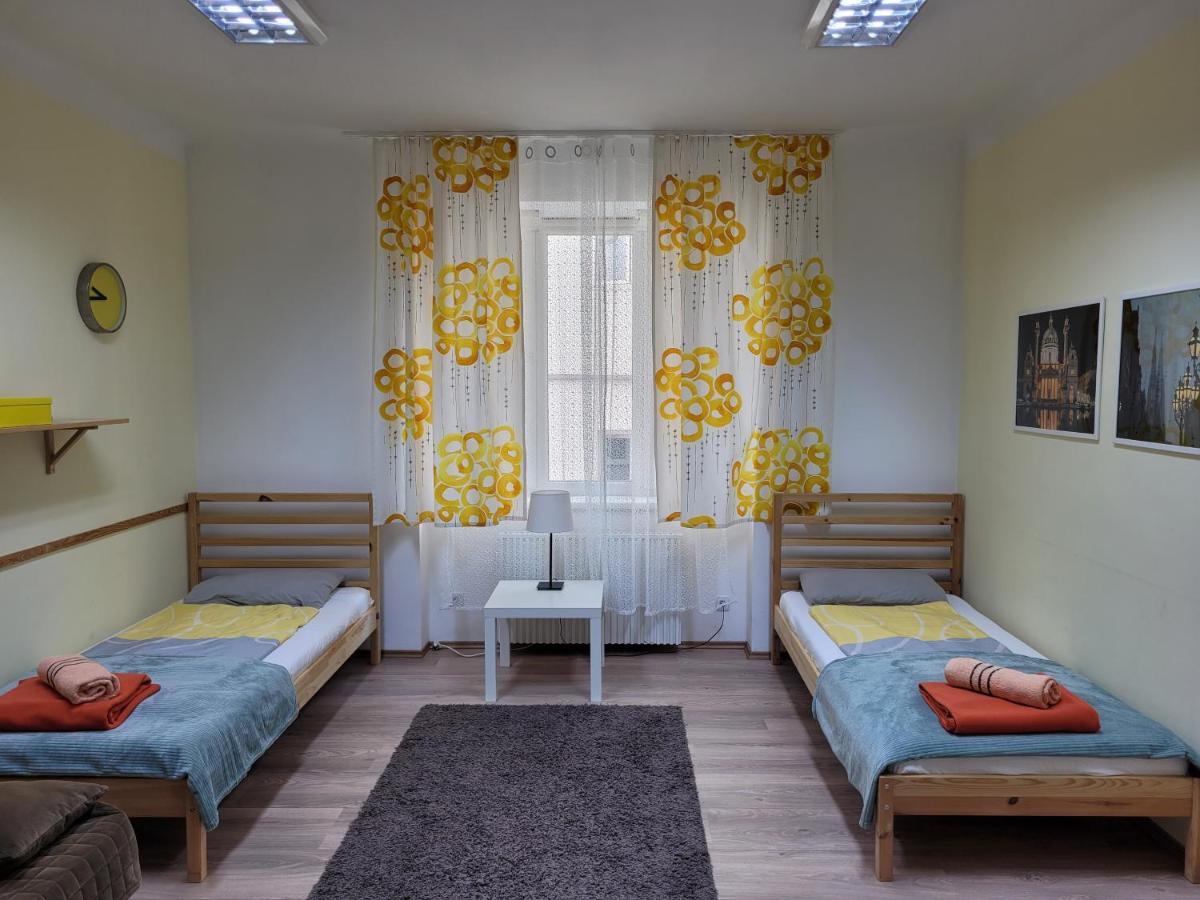Budget Studio Near Prater Wiedeń Zewnętrze zdjęcie